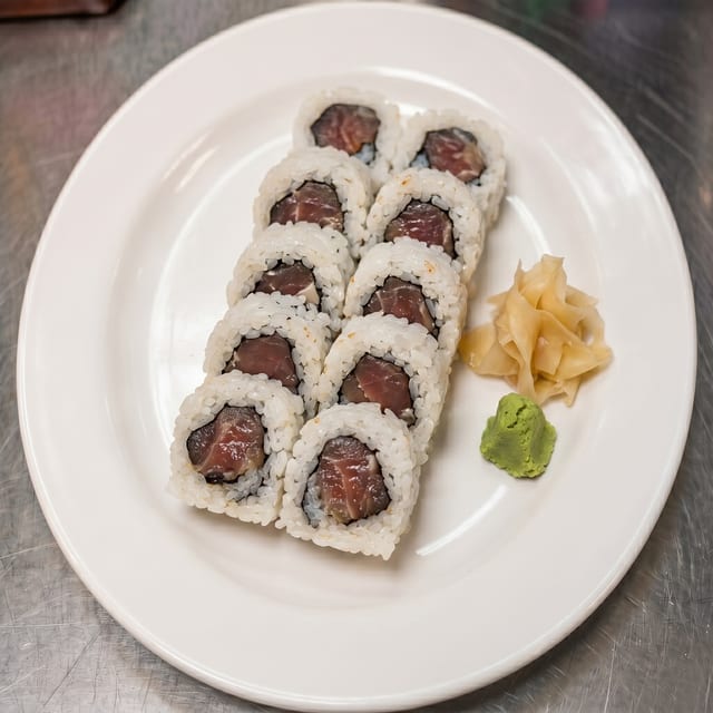 Hamachi Roll.